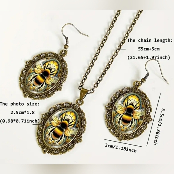 2/$40 Crystal Glass Elegant Bee Pendant and Earring Summer Set in Gold-(#0195) - Picture 2 of 3